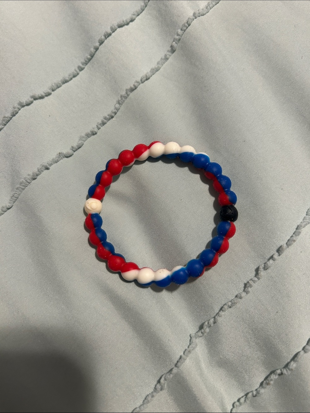 Lokai Red White Blue Beaded Stretch Bracelet